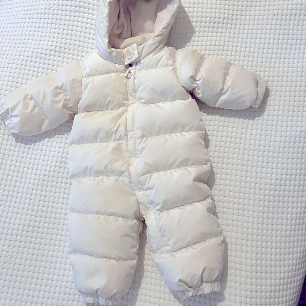 Down feather warm GAP snowsuit